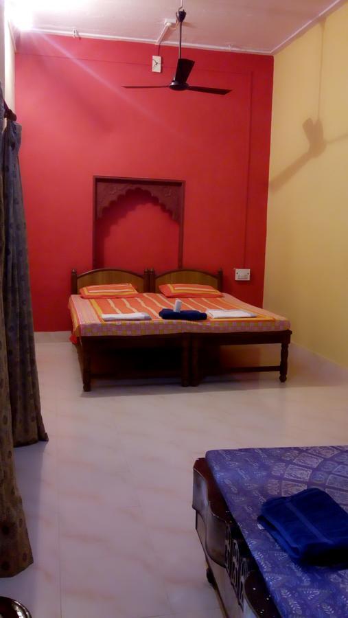 Shivam Tourist Guest House Бунди Экстерьер фото